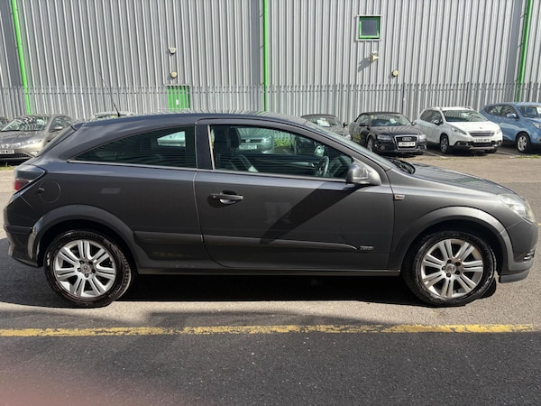 Used Vauxhall Astra 2009 for sale - 76175281: Photo 2