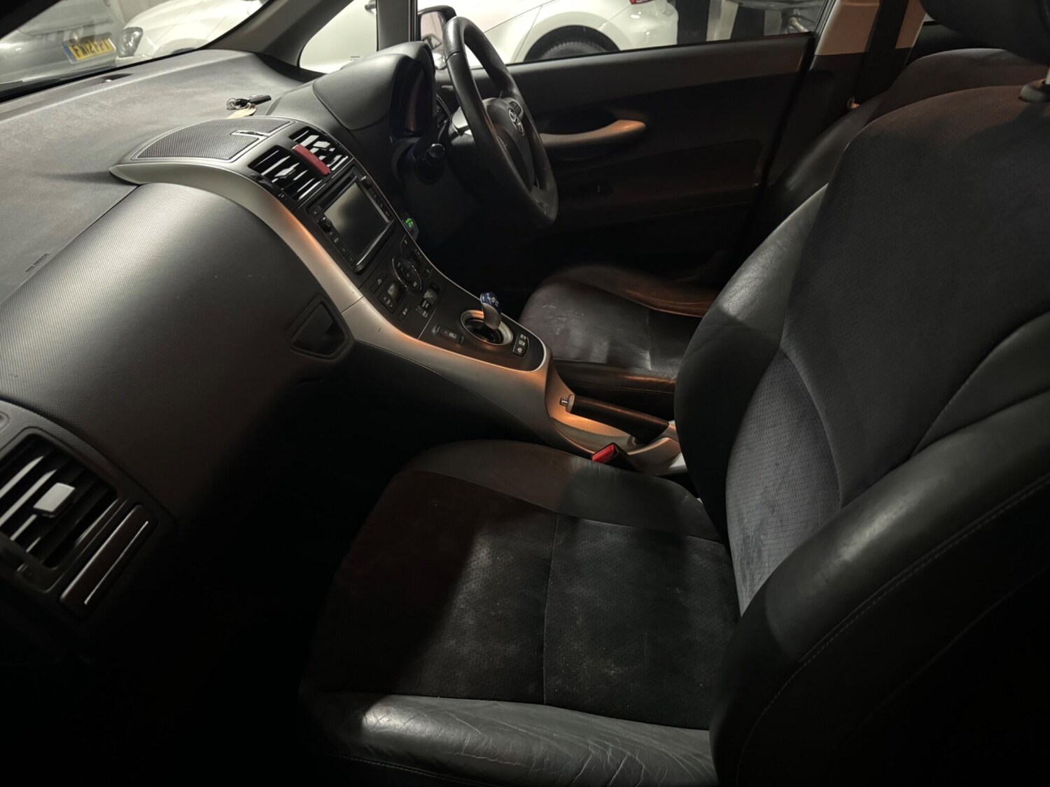 Used Toyota Auris 2012 for sale - 76759559: Photo 22