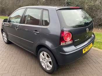Used Volkswagen Polo 2009 for sale - 77057461: Photo