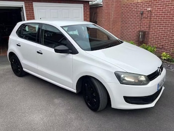 Used Volkswagen Polo 2011 for sale - 78771806: Photo