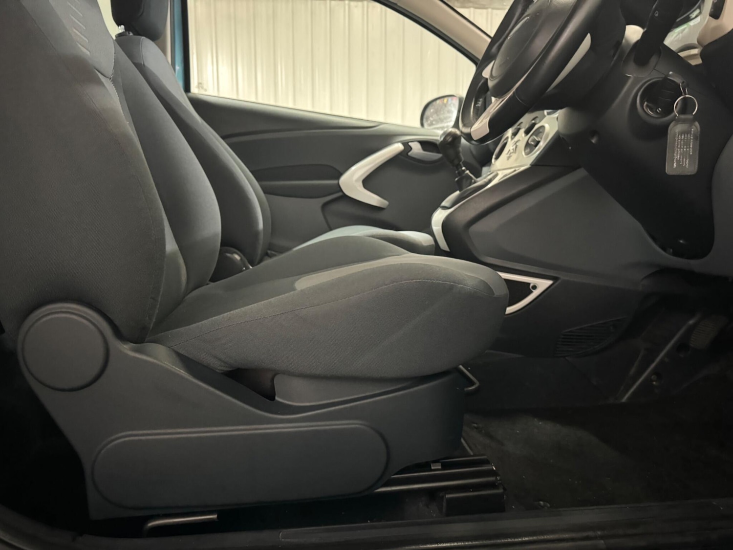 Used Ford Ka 2010 for sale - 76742667: Photo 24