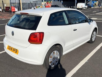 Used Volkswagen Polo 2014 for sale - 76188575: Photo 4