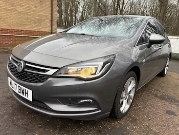 Used Vauxhall Astra 2017 for sale - 77440647: Photo
