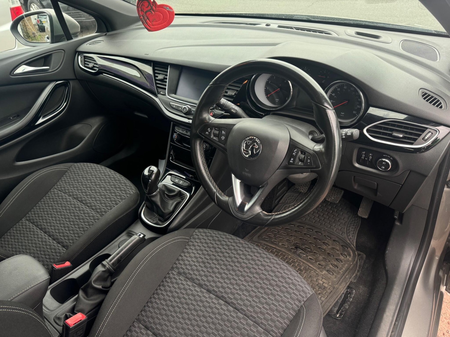 Used Vauxhall Astra 2017 for sale - 77440647: Photo 32