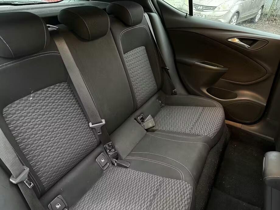 Used Vauxhall Astra for sale - 77440647: Photo 6