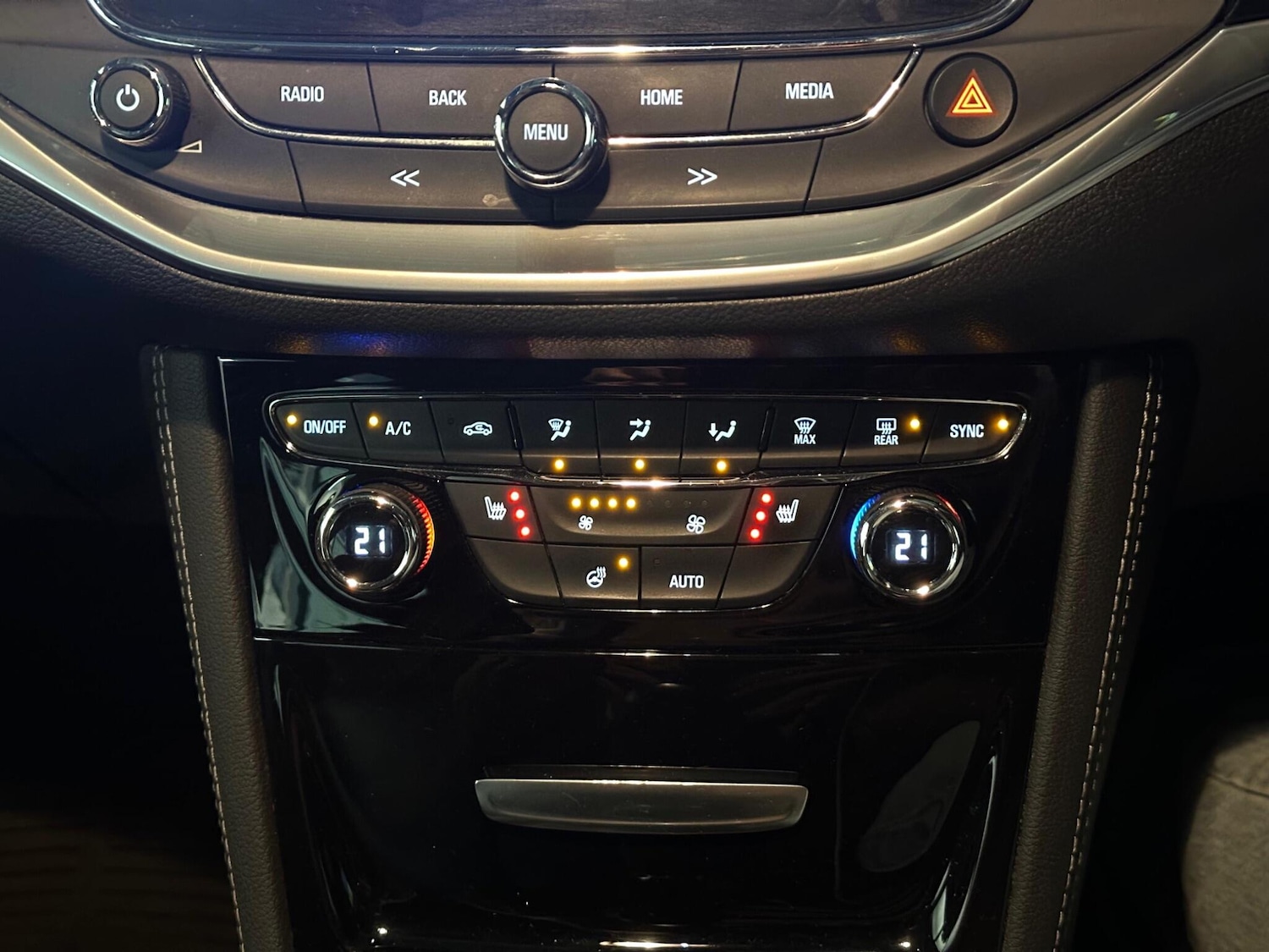 Used Vauxhall Astra 2017 for sale - 77799173: Photo 18