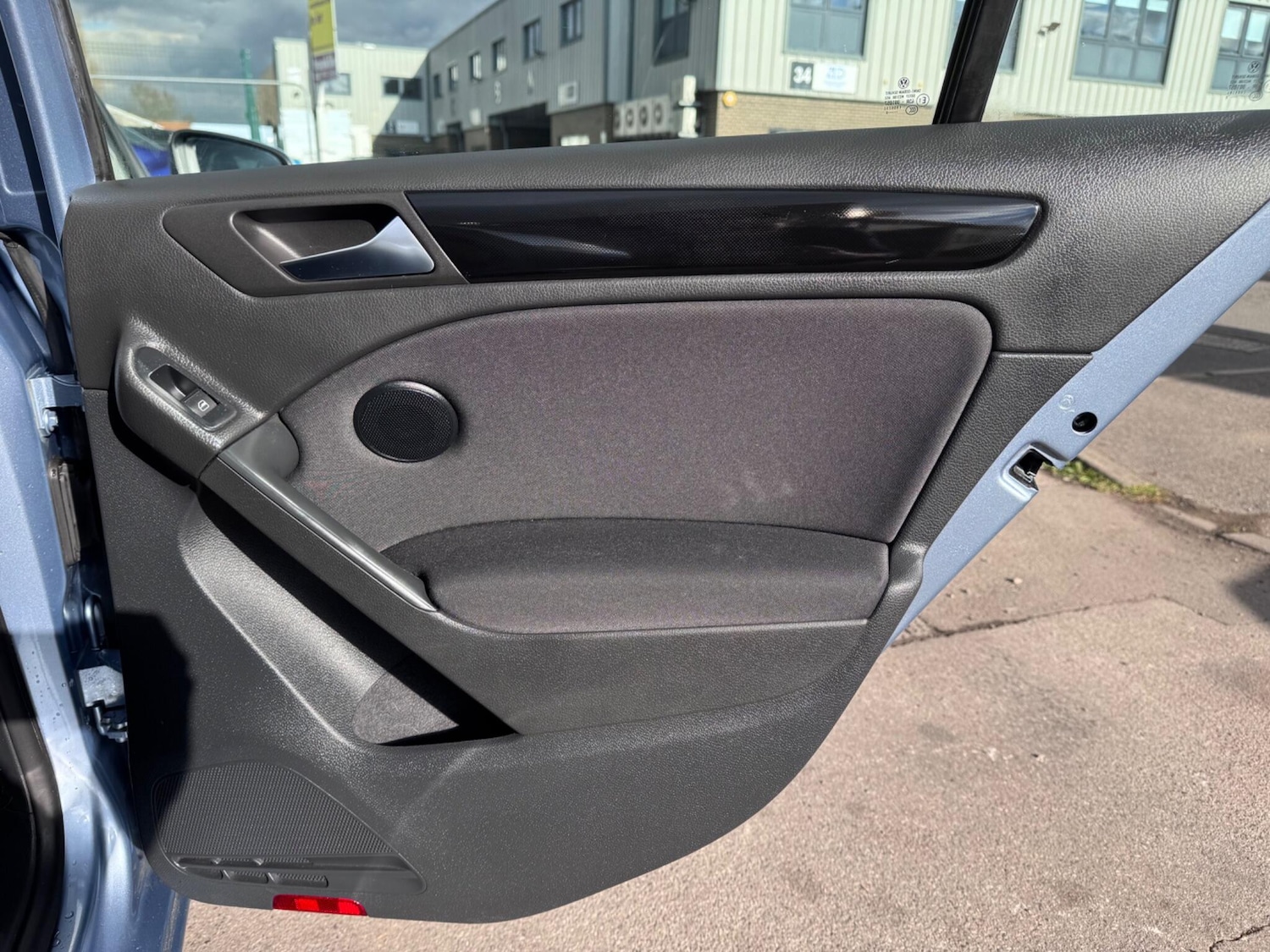 Used Volkswagen Golf 2010 for sale - 78085865: Photo 14