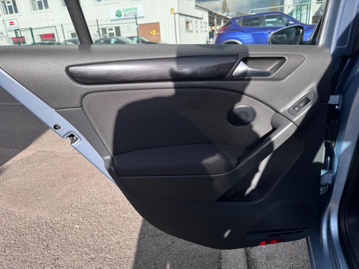 Used Volkswagen Golf 2010 for sale - 78085865: Photo 17