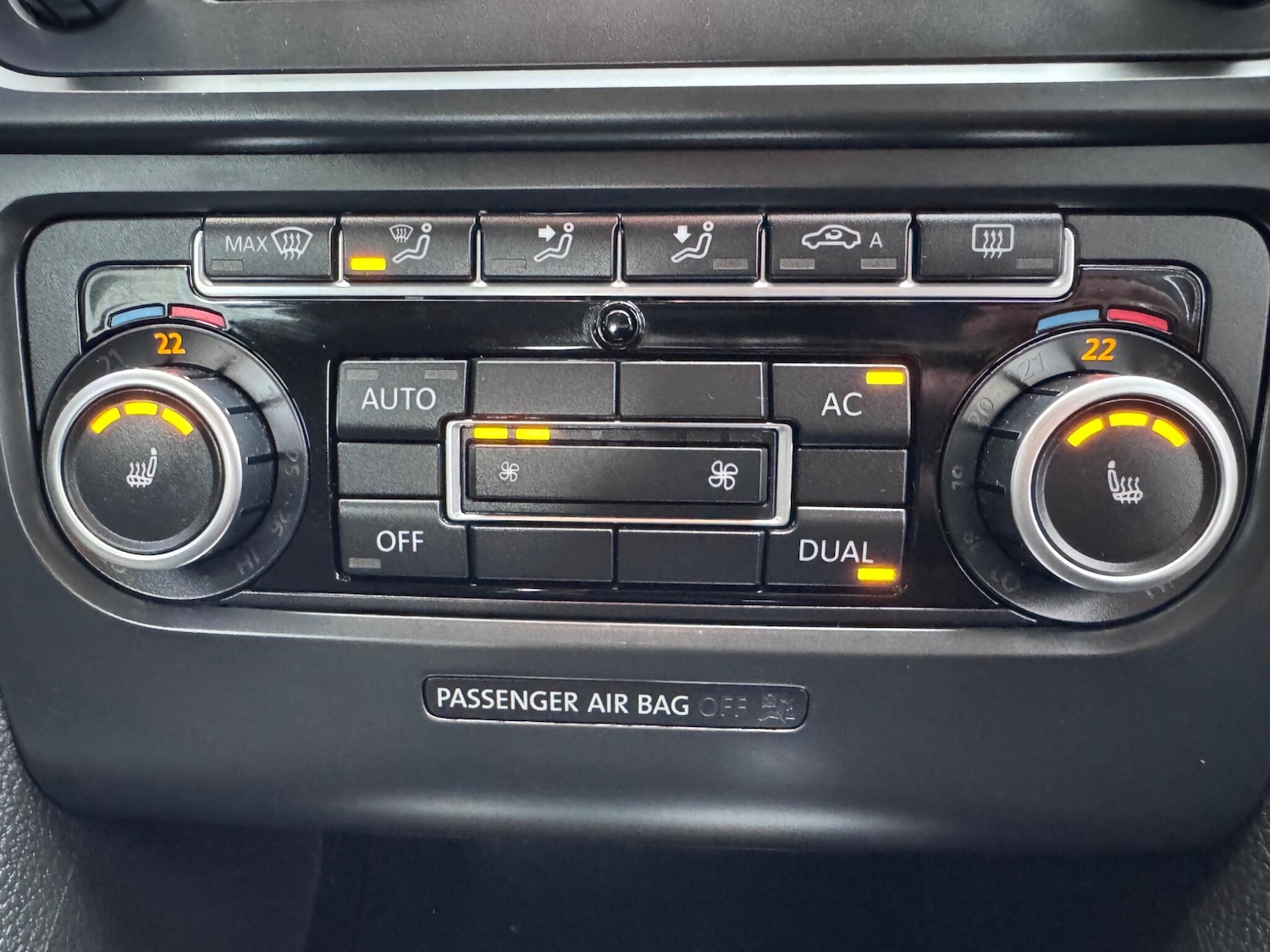 Used Volkswagen Golf 2010 for sale - 78085865: Photo 37