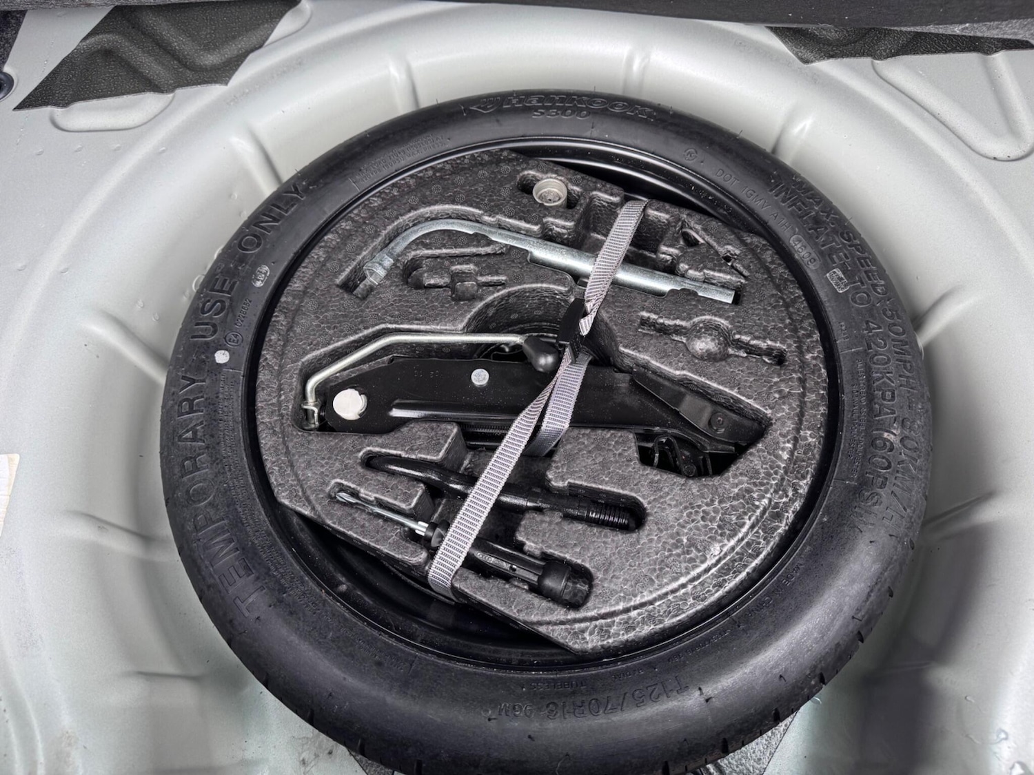 Used Volkswagen Golf 2010 for sale - 78085865: Photo 38