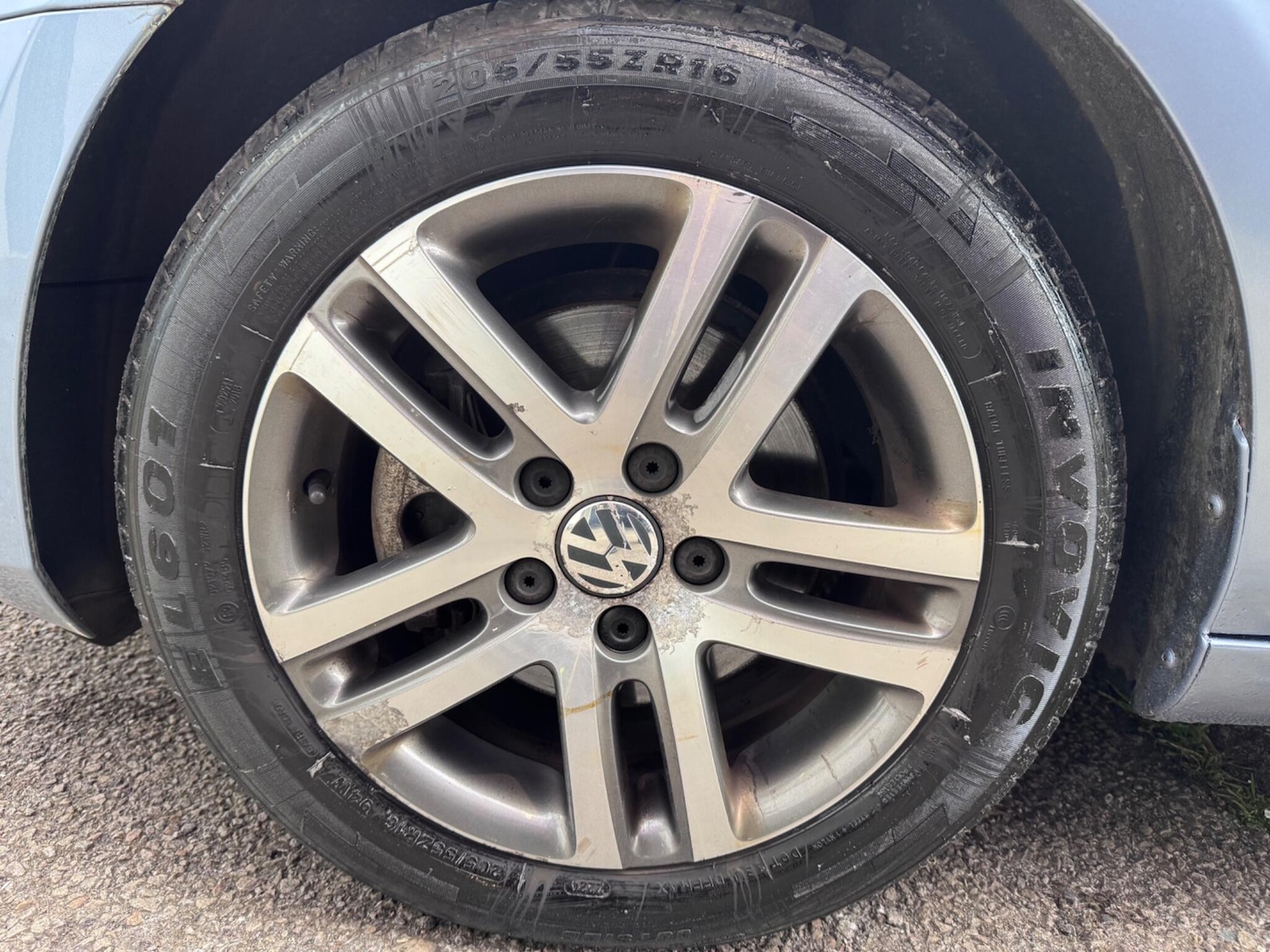 Used Volkswagen Golf 2010 for sale - 78085865: Photo 41