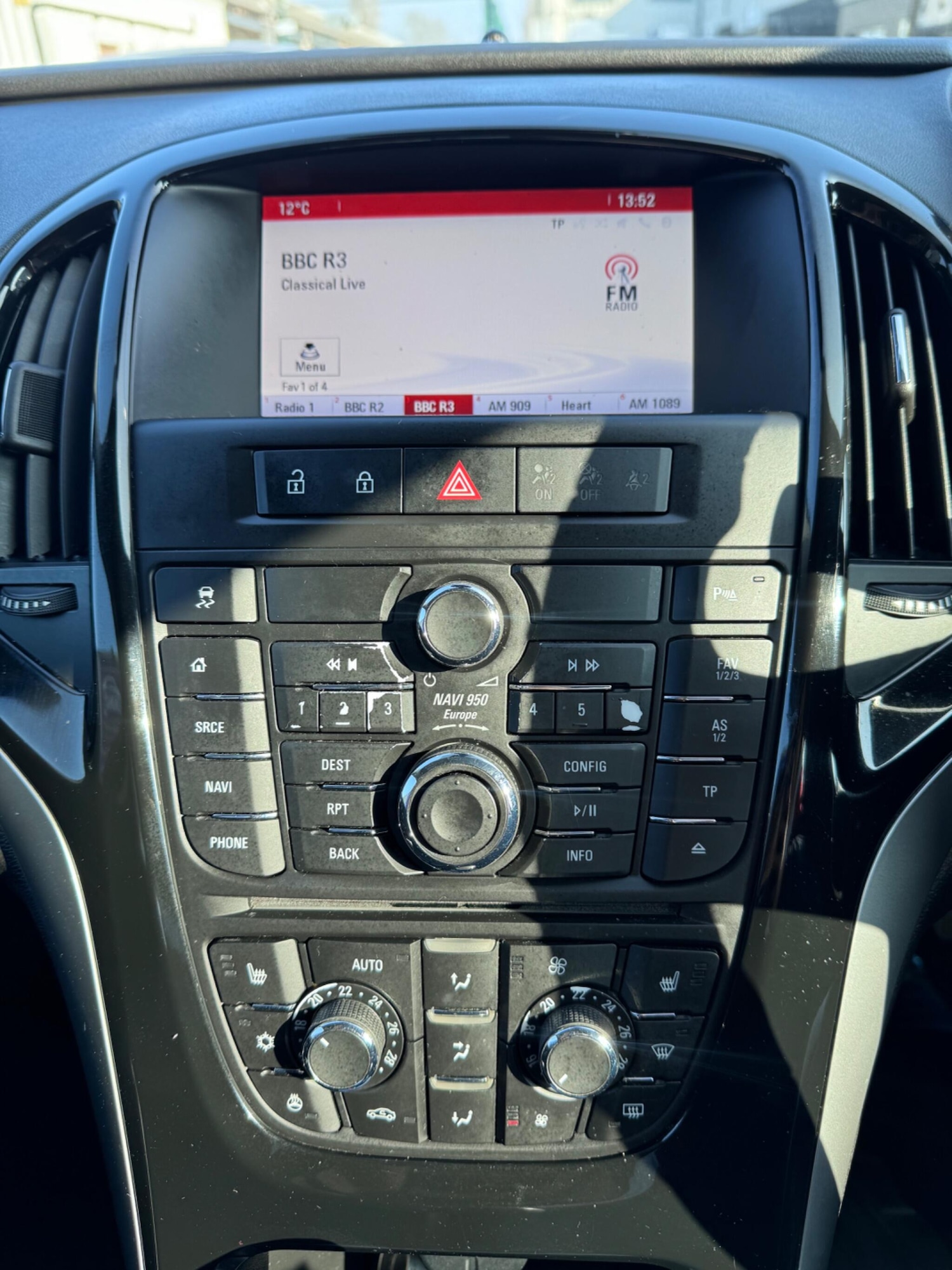 Used Vauxhall Astra for sale - 77824093: Photo 17