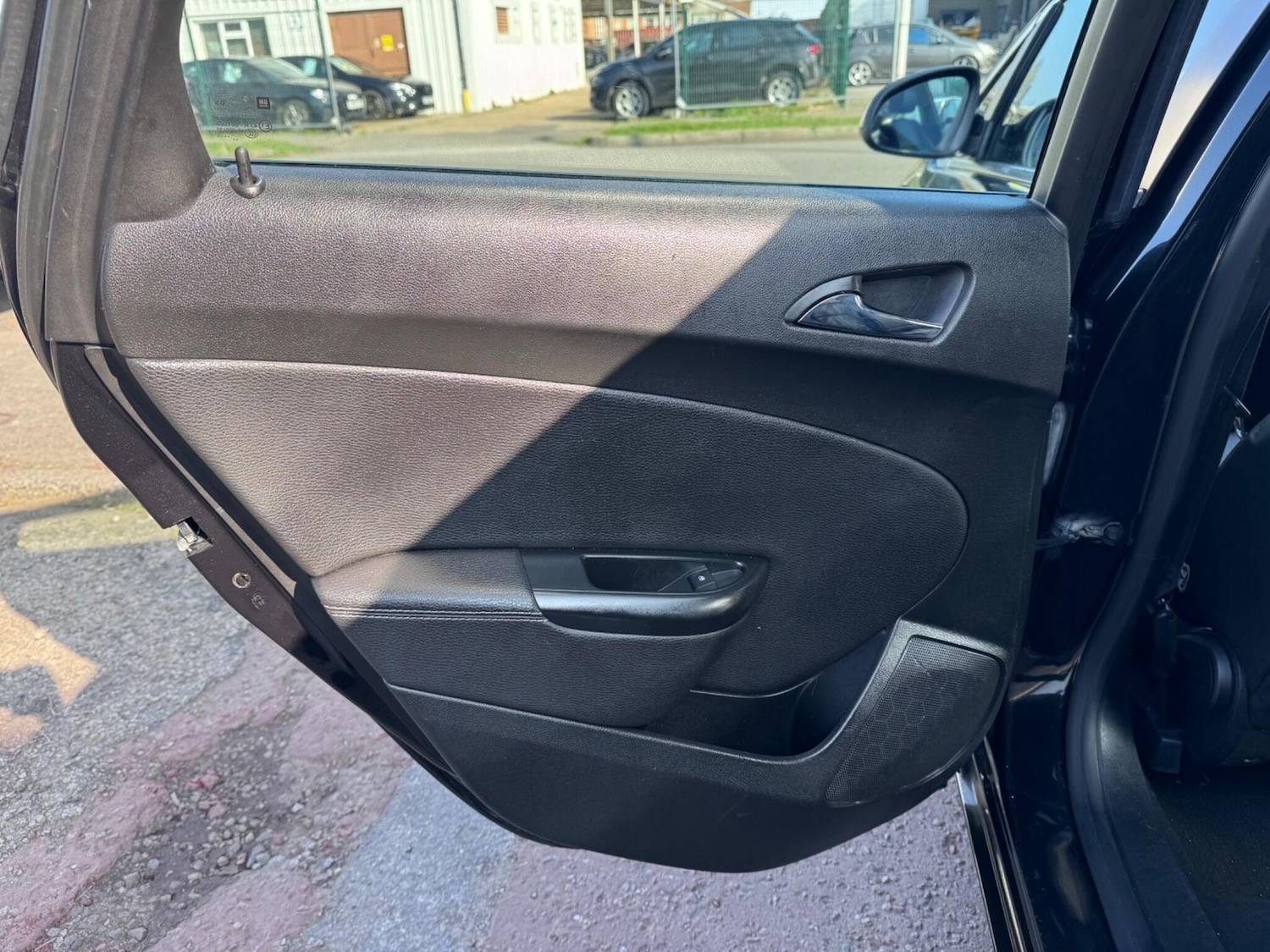 Used Vauxhall Astra for sale - 77824093: Photo 30