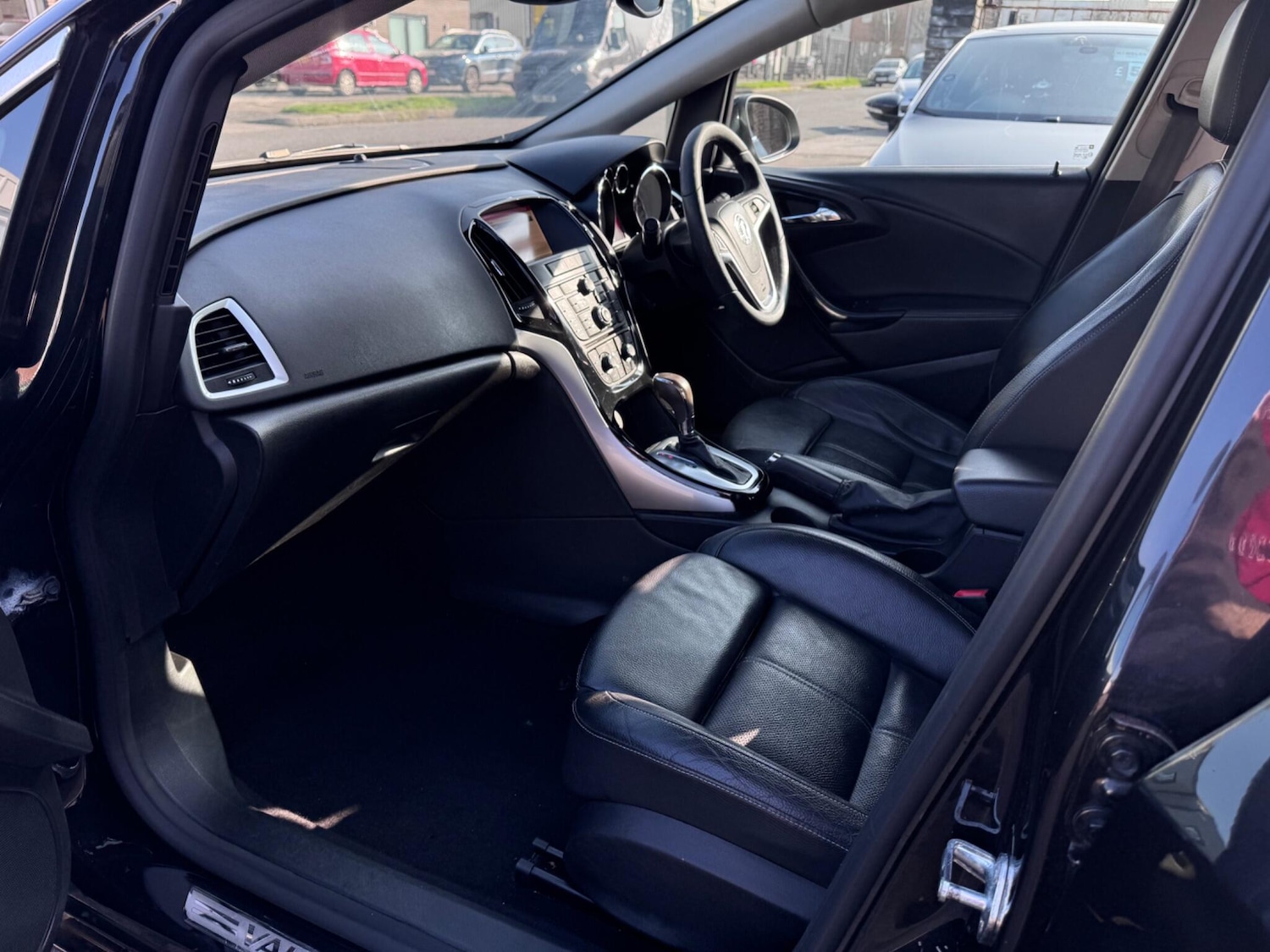 Used Vauxhall Astra for sale - 77824093: Photo 34