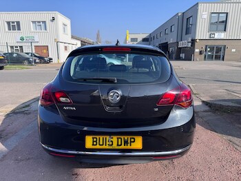 Used Vauxhall Astra 2015 for sale - 77824093: Photo