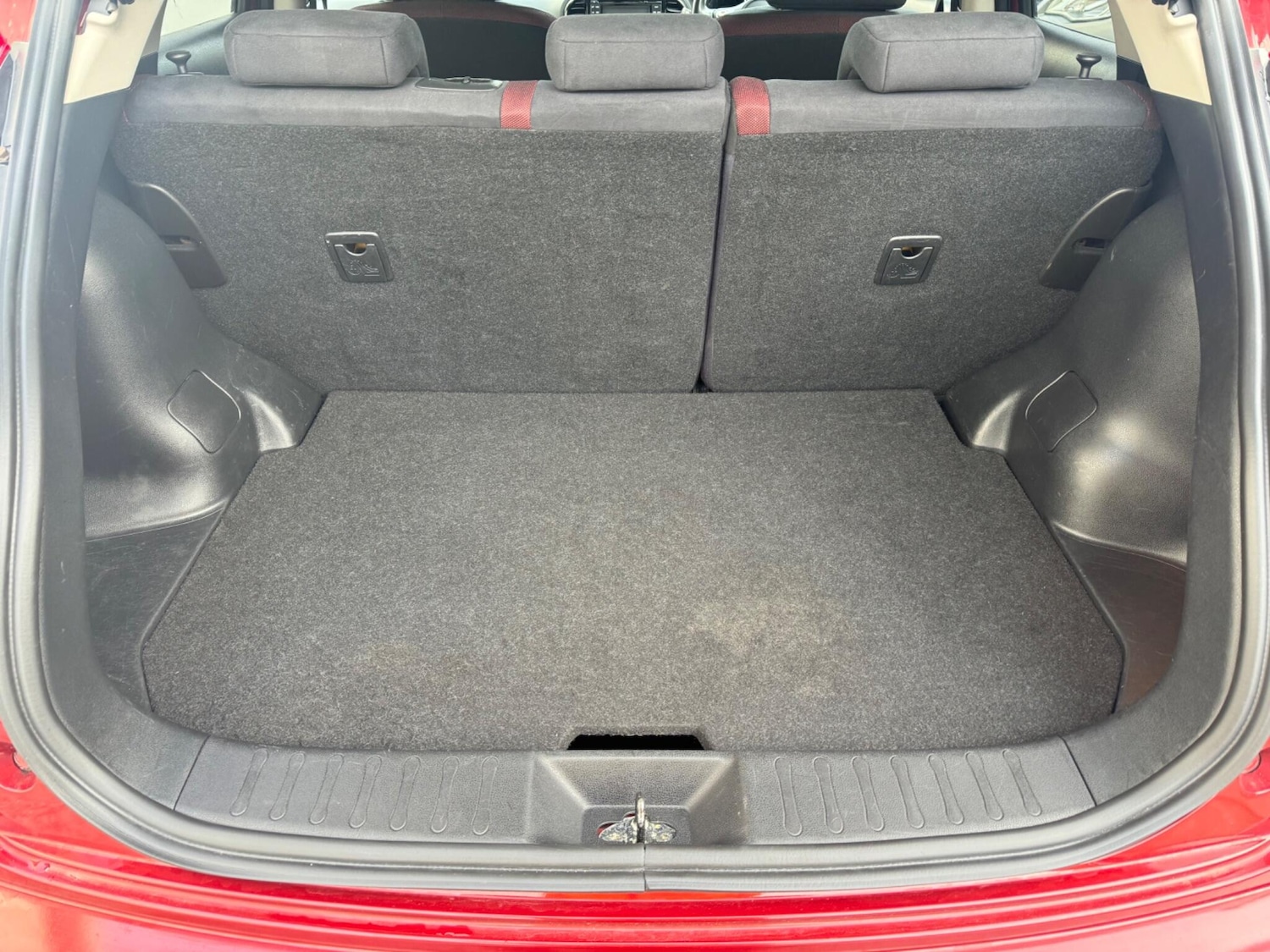 Used Nissan Juke 2013 for sale - 77082047: Photo 28