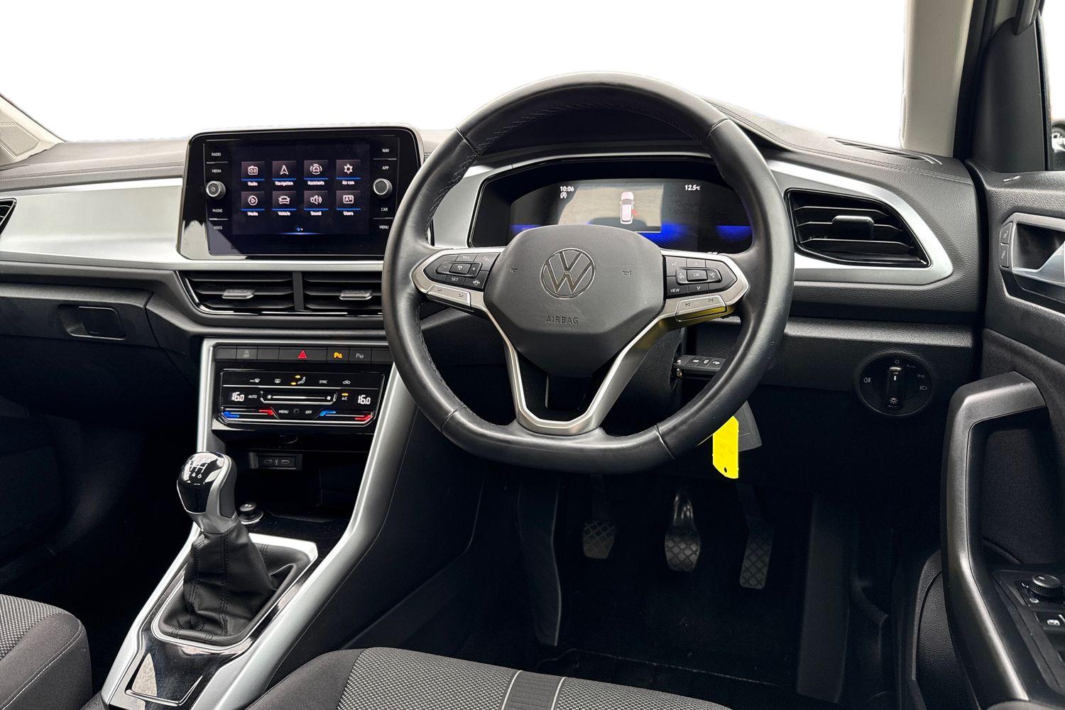 Used Volkswagen T-Roc 2023 for sale - 76361873: Photo 10