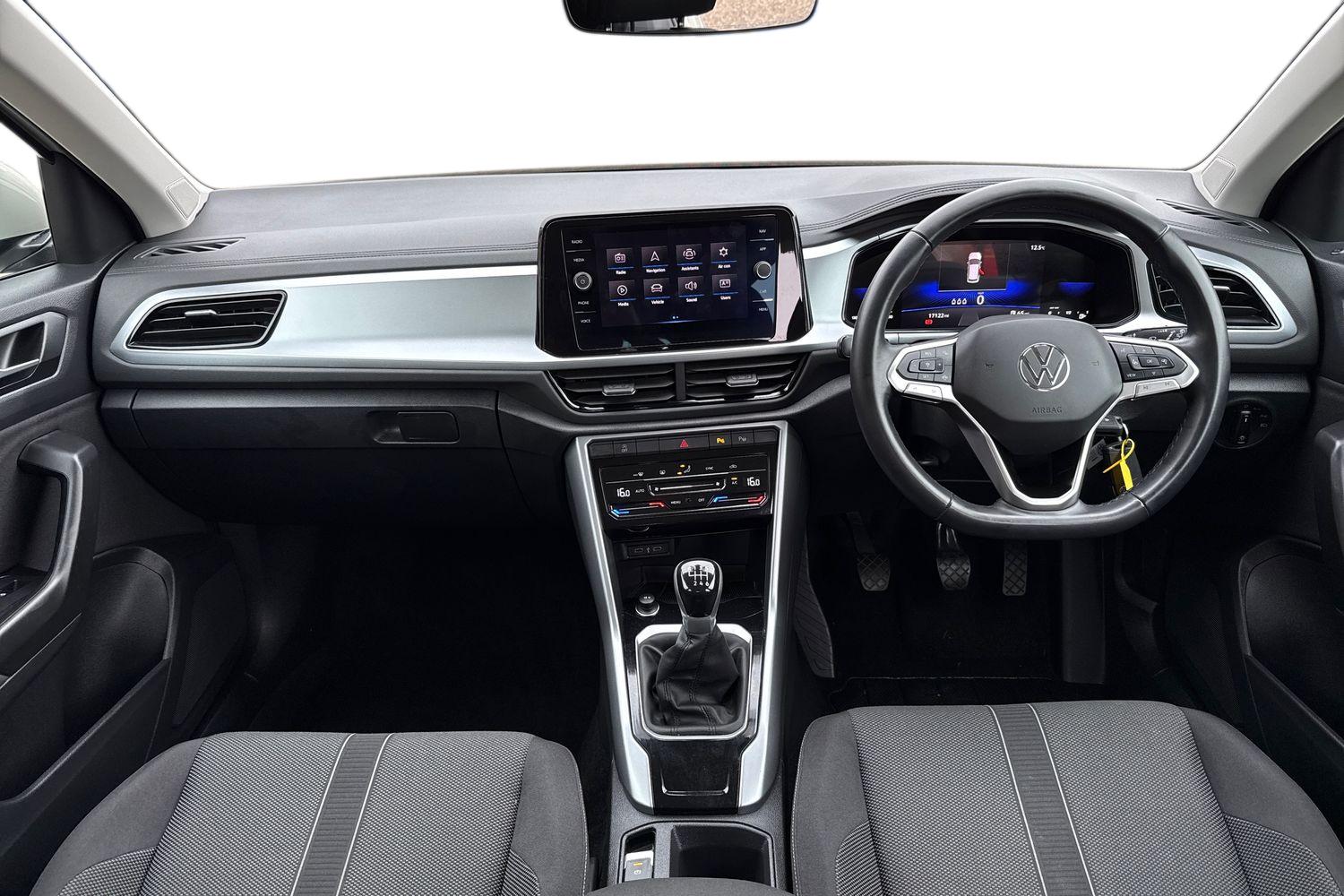 Used Volkswagen T-Roc 2023 for sale - 76361873: Photo 12