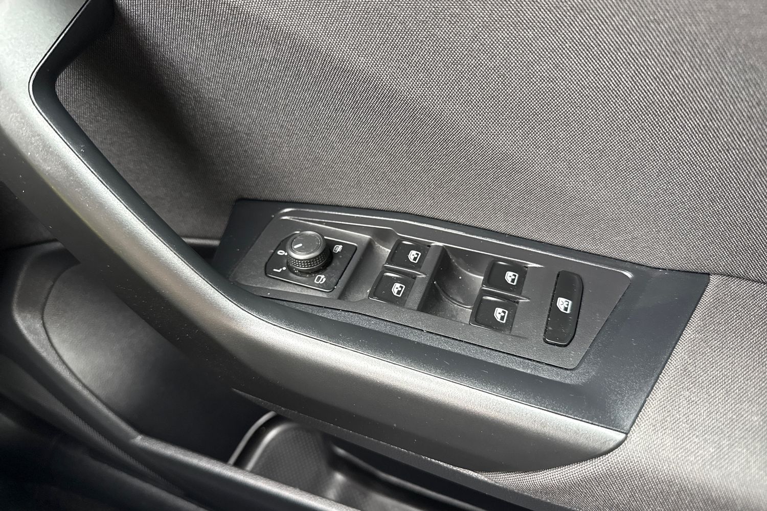 Used Volkswagen T-Roc 2023 for sale - 76361873: Photo 16