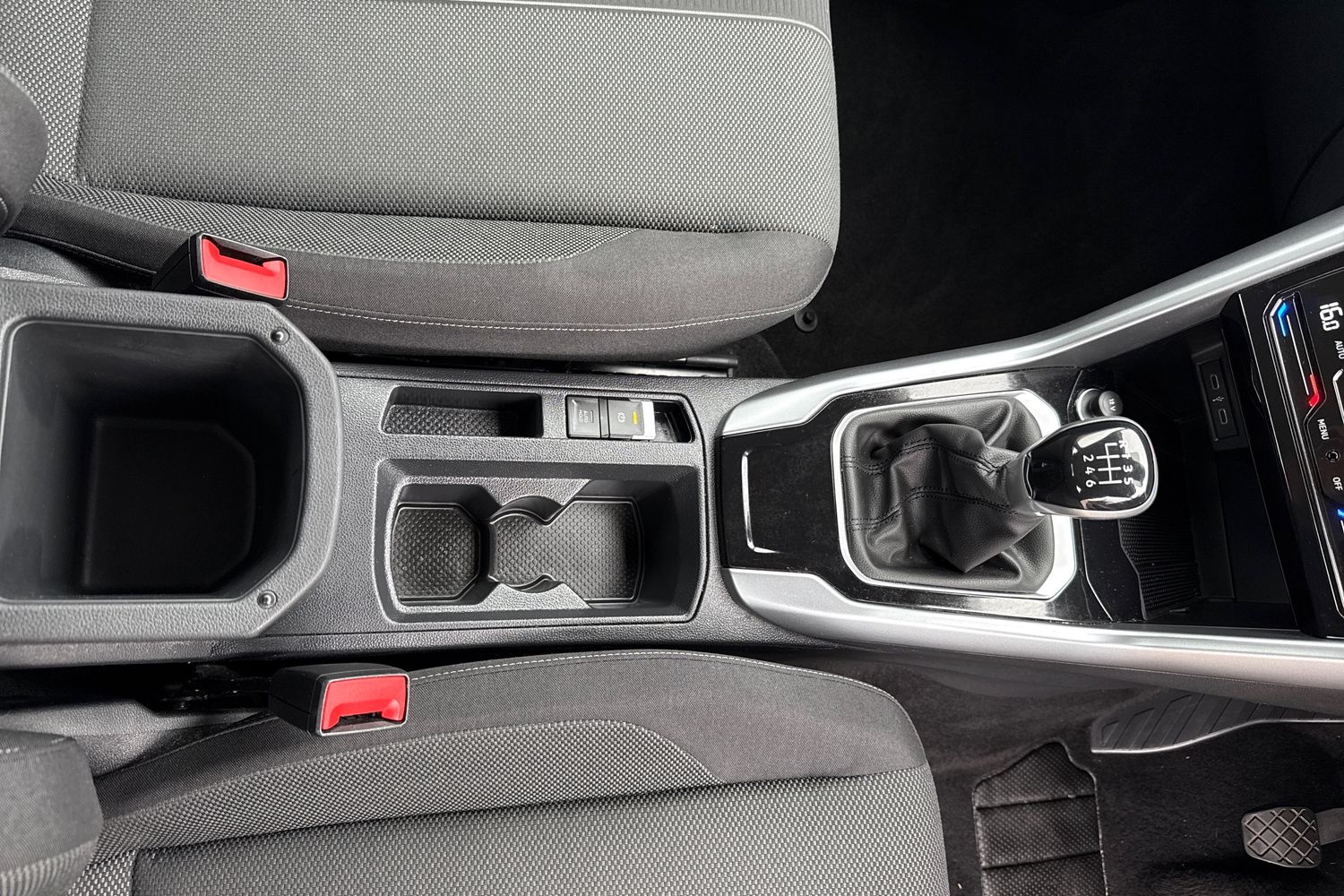 Used Volkswagen T-Roc 2023 for sale - 76361873: Photo 34