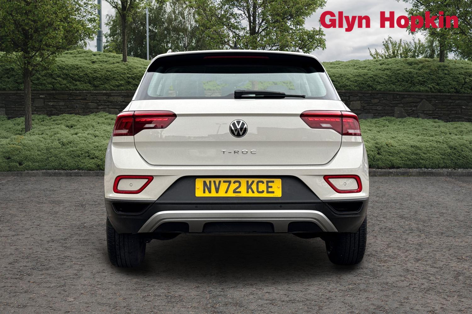 Used Volkswagen T-Roc 2023 for sale - 76361873: Photo 4