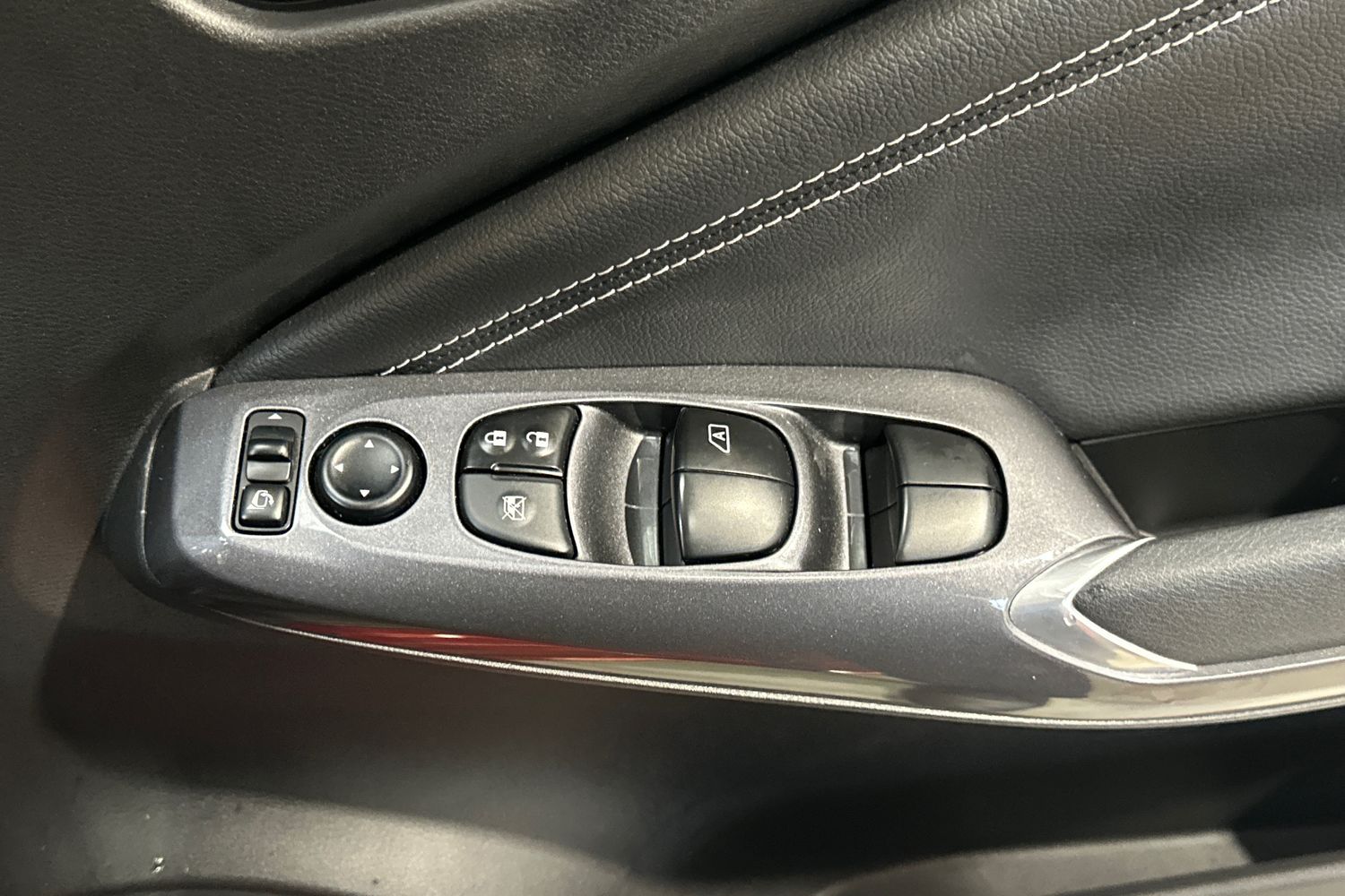 Used Nissan Juke 2023 for sale - 76888639: Photo 16