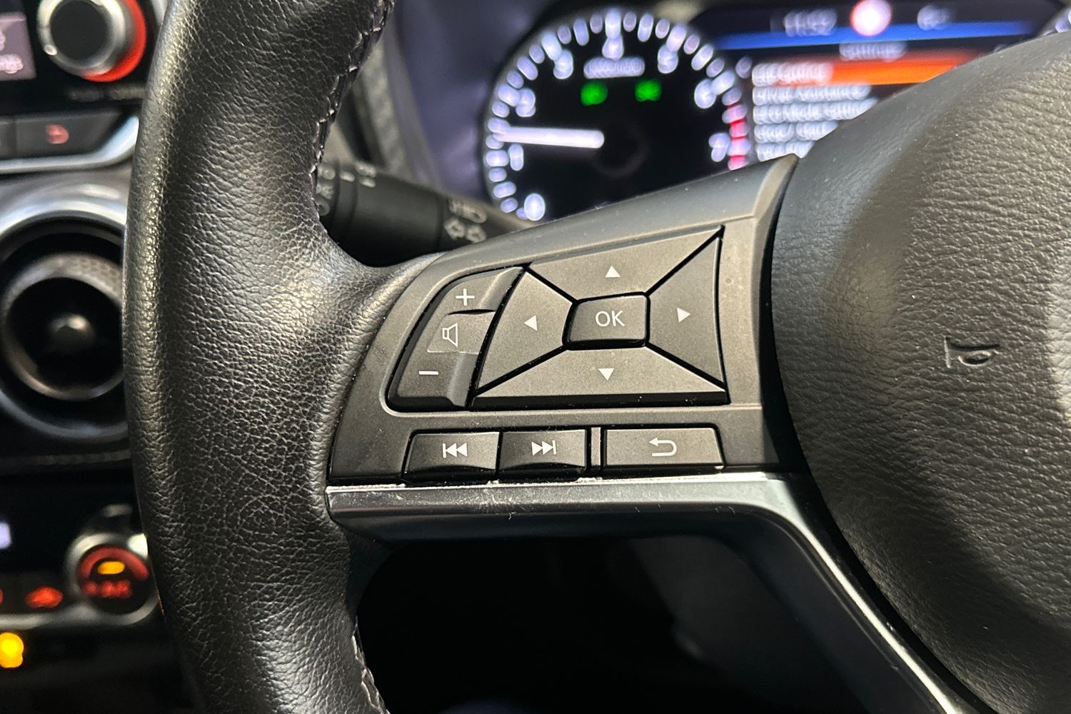 Used Nissan Juke 2023 for sale - 76888639: Photo 21