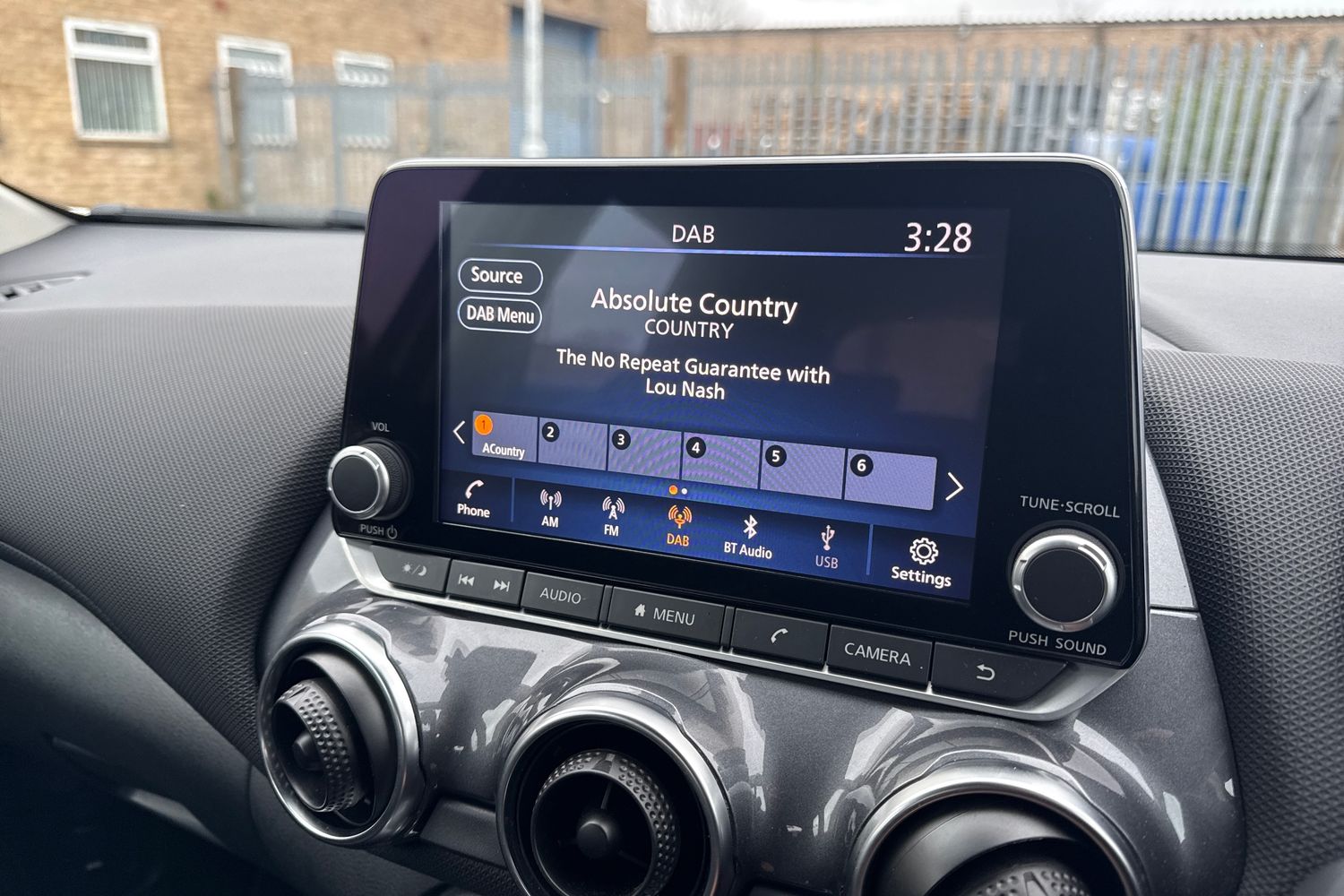 Used Nissan Juke 2023 for sale - 77673870: Photo 17