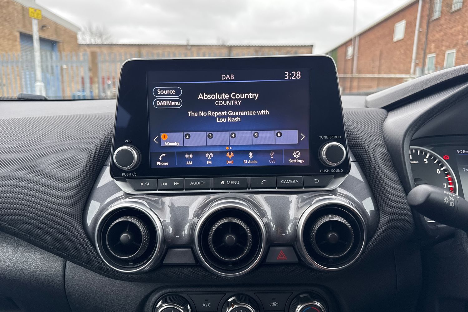 Used Nissan Juke 2023 for sale - 77673870: Photo 18