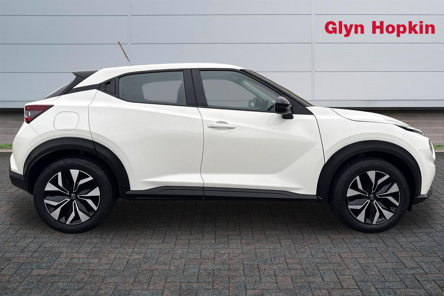 Used Nissan Juke 2023 for sale - 77673870: Photo 2