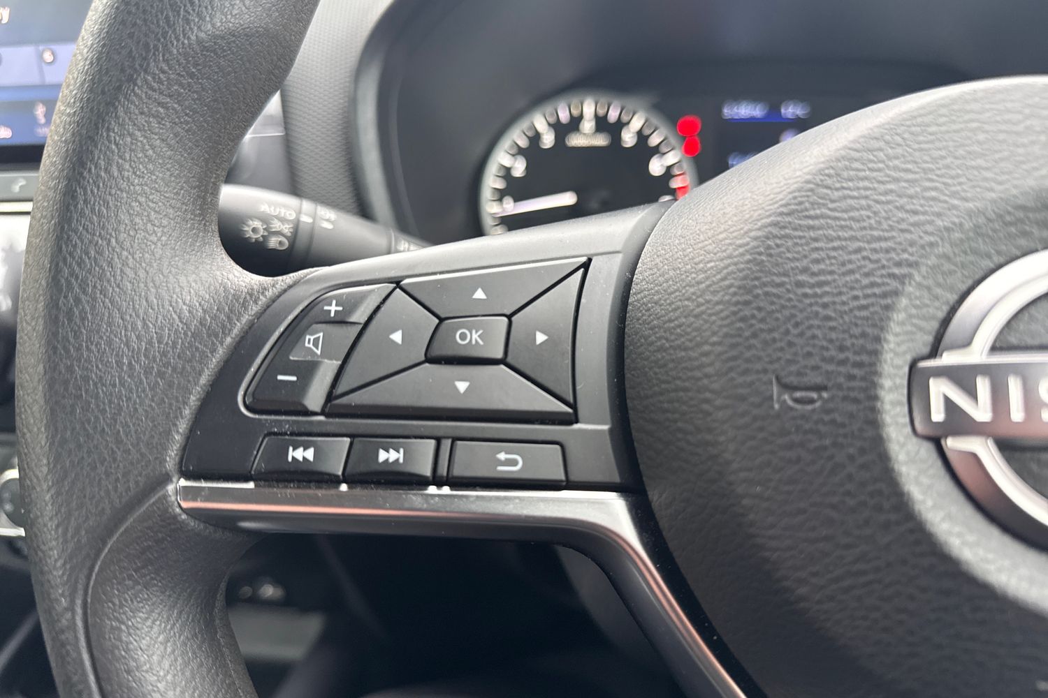 Used Nissan Juke 2023 for sale - 77673870: Photo 21