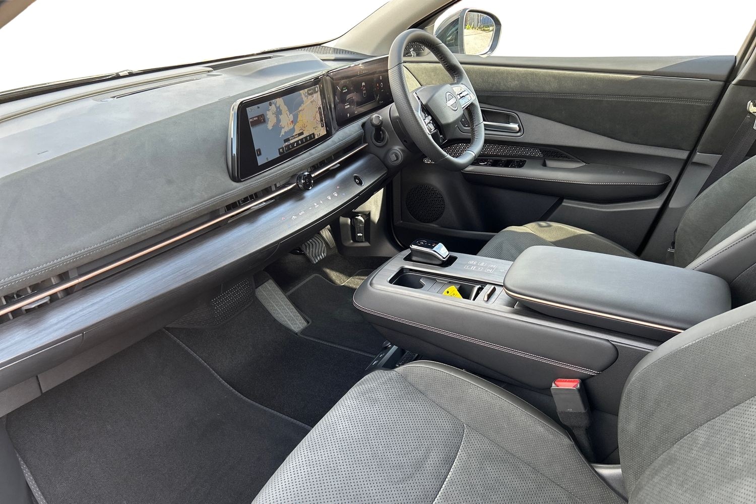 Used Nissan ARIYA 2025 for sale - 77965067: Photo 13