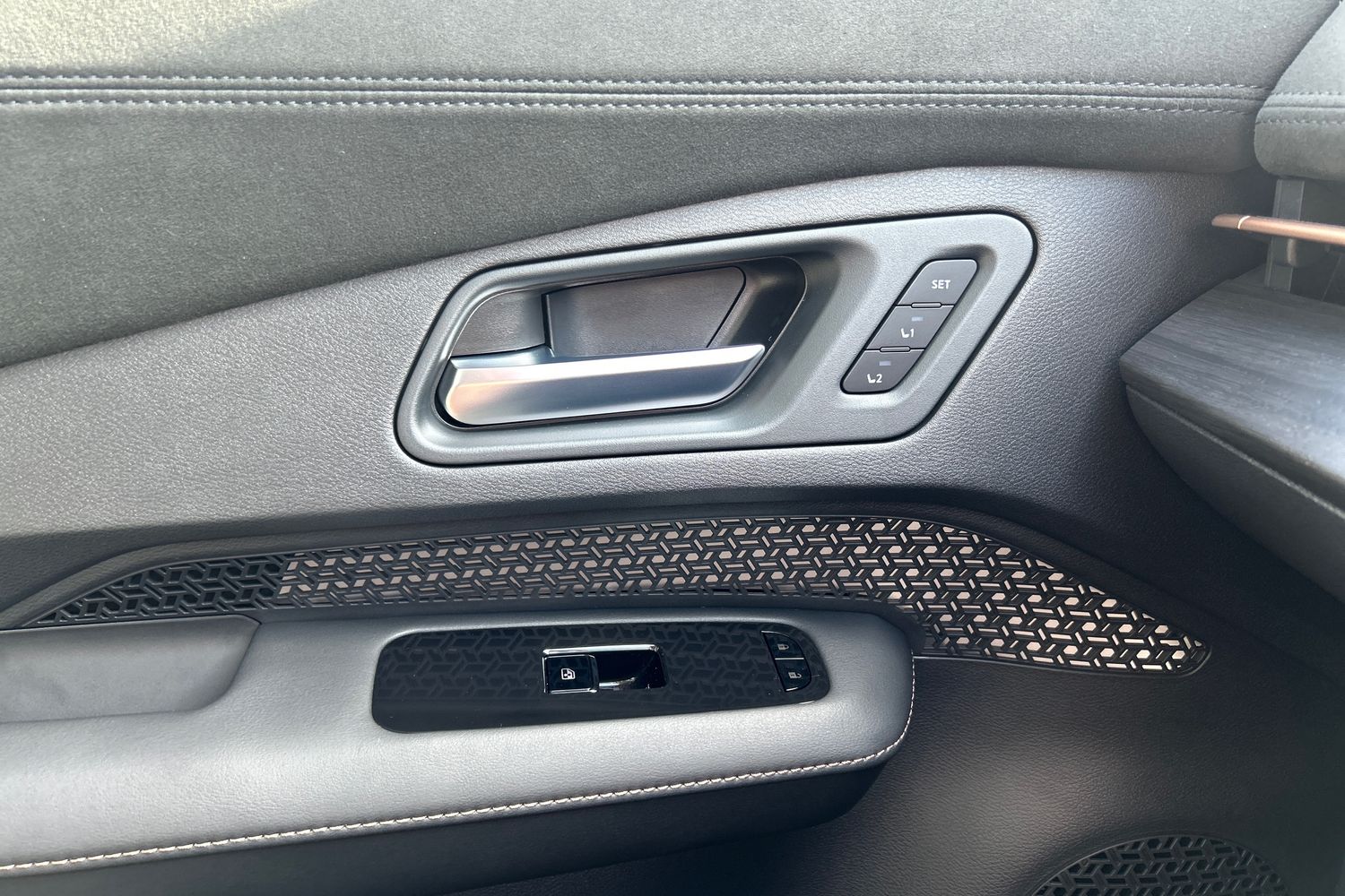 Used Nissan ARIYA 2025 for sale - 77965067: Photo 32