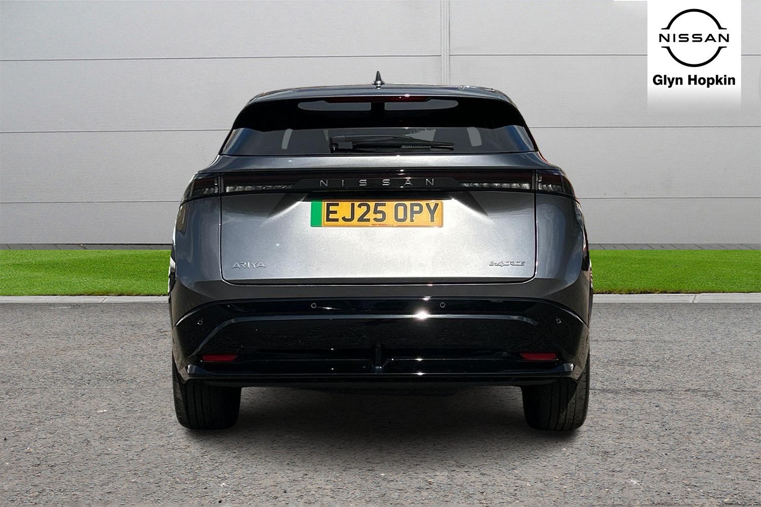 Used Nissan ARIYA 2025 for sale - 77965067: Photo 4