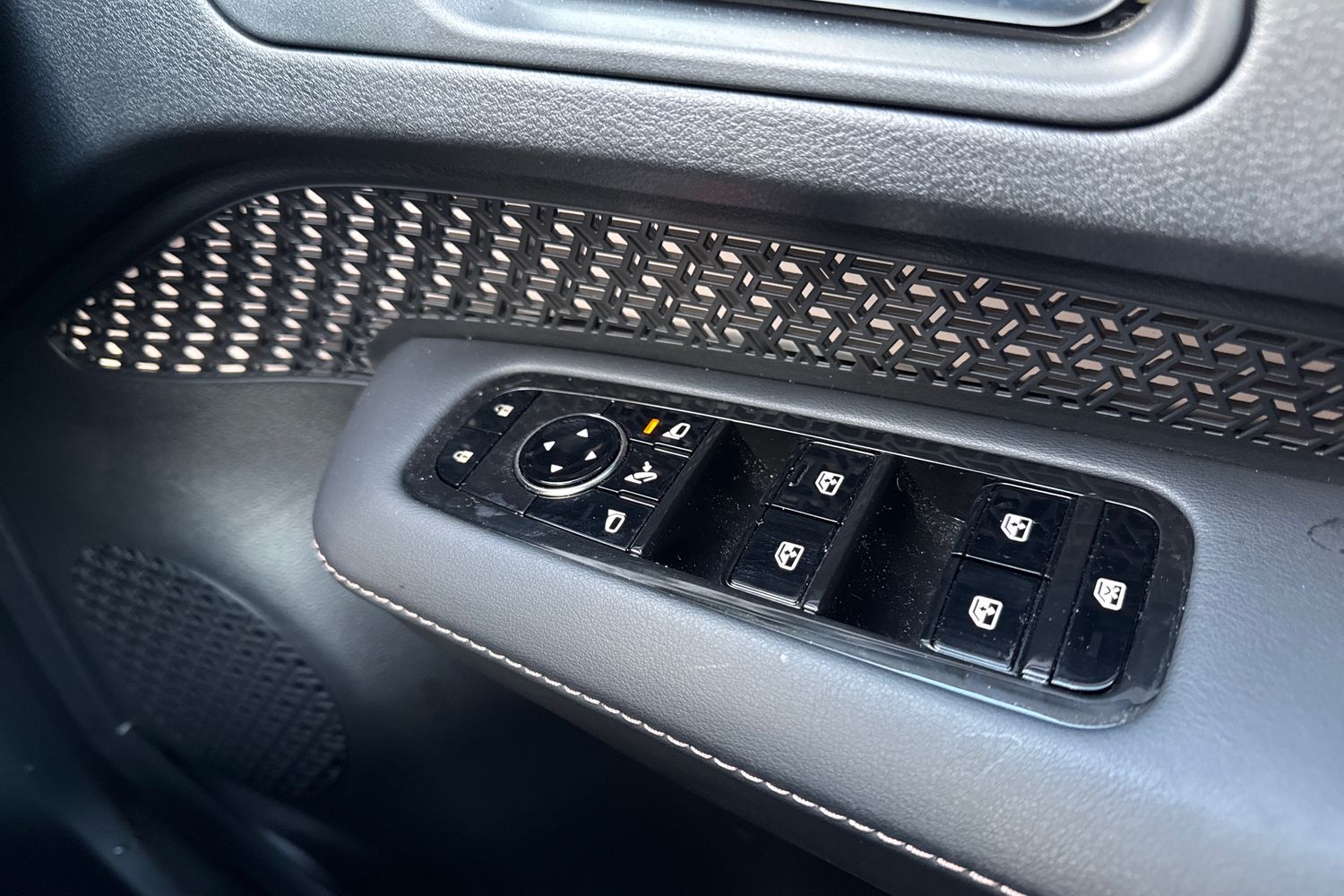 Used Nissan ARIYA 2025 for sale - 77095283: Photo 16