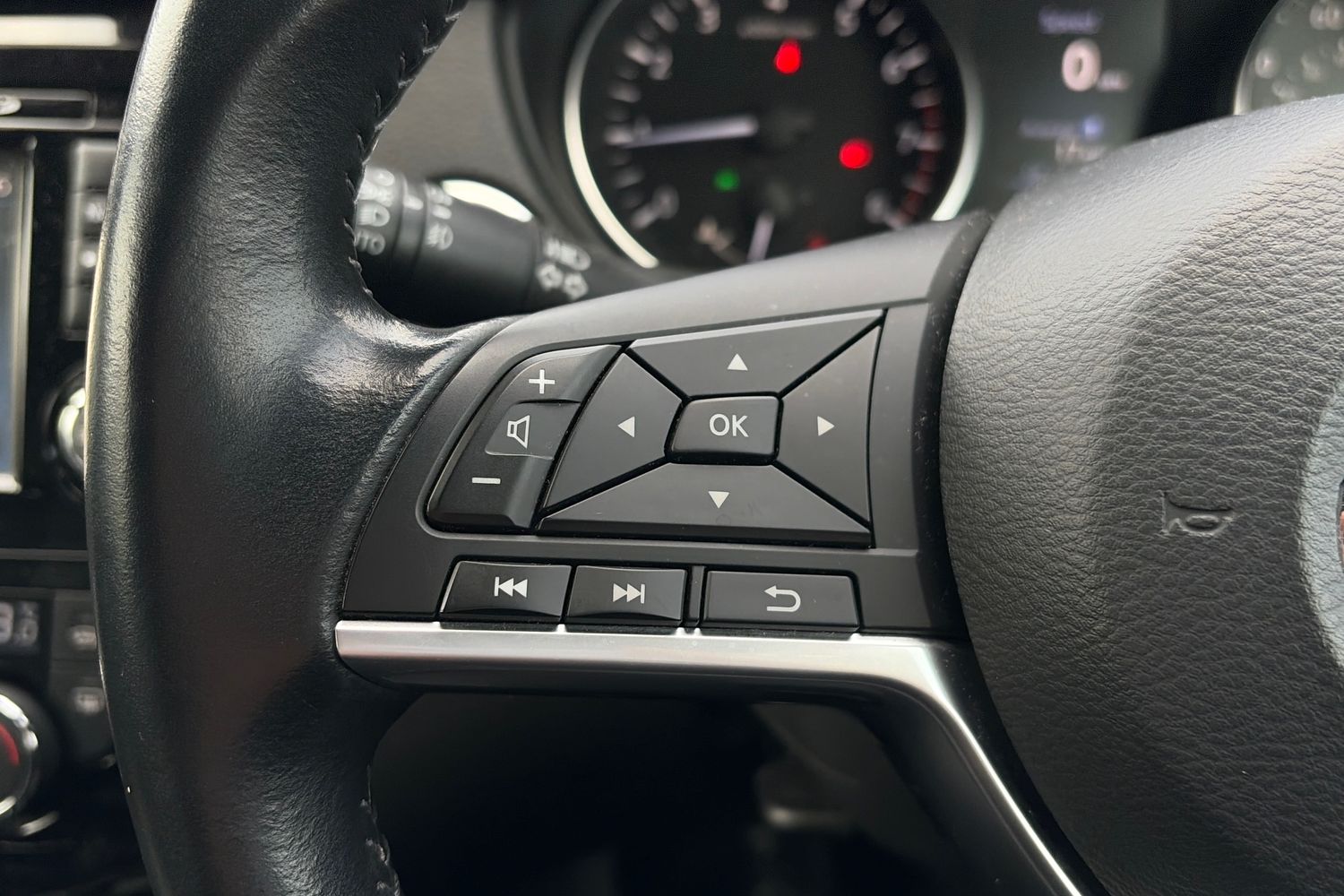 Used Nissan Qashqai 2018 for sale - 77841555: Photo 21