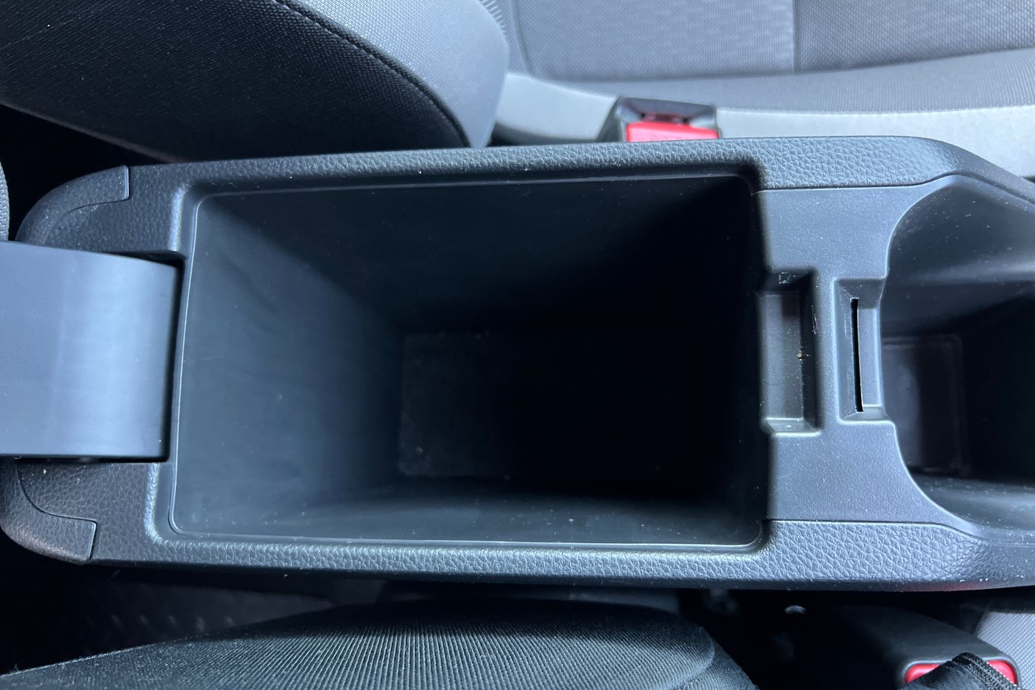 Used Honda Jazz 2022 for sale - 76691600: Photo 37