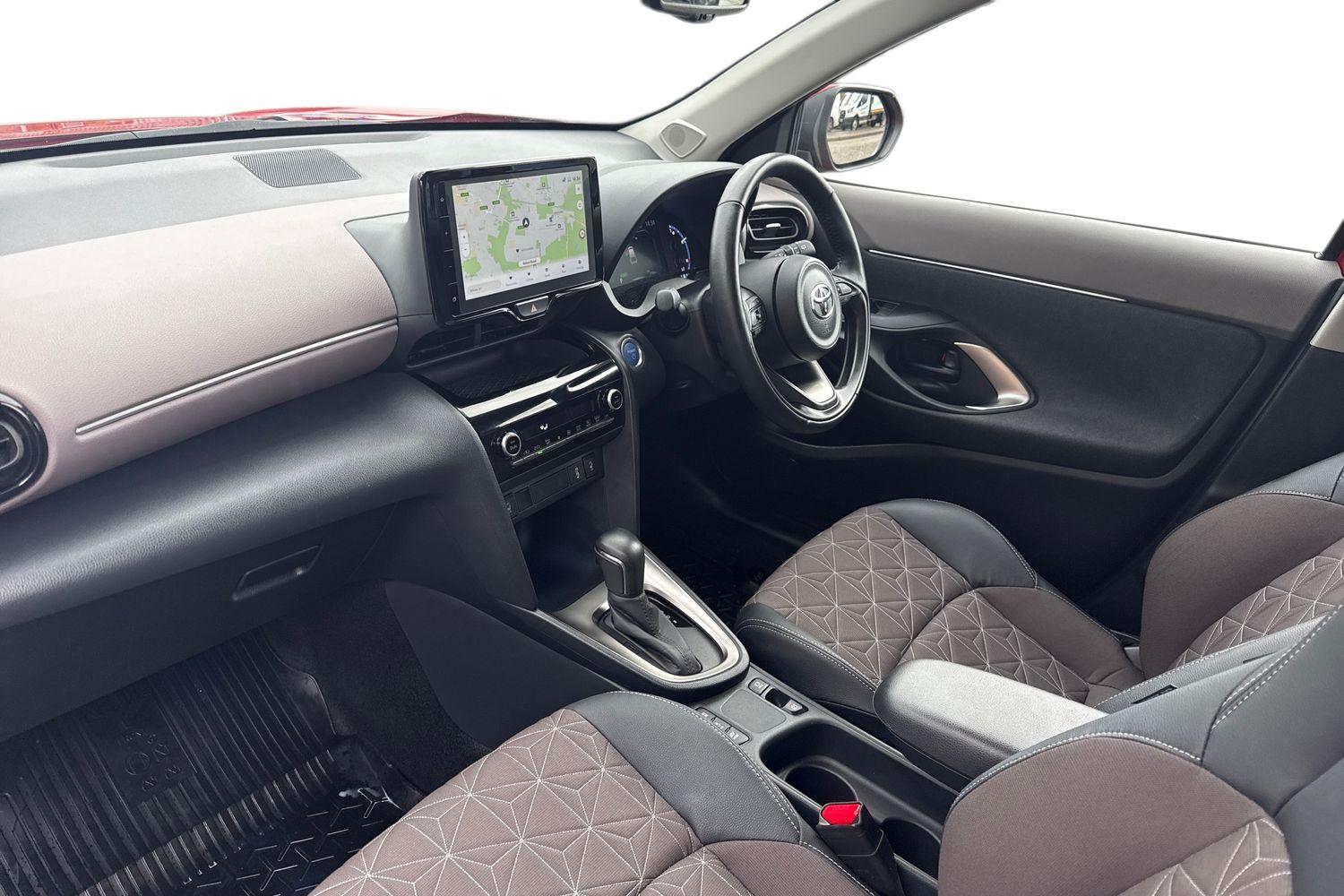 Used Toyota Yaris Cross 2022 for sale - 77401405: Photo 13