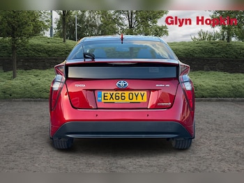 Used Toyota Prius 2016 for sale - 76847151: Photo