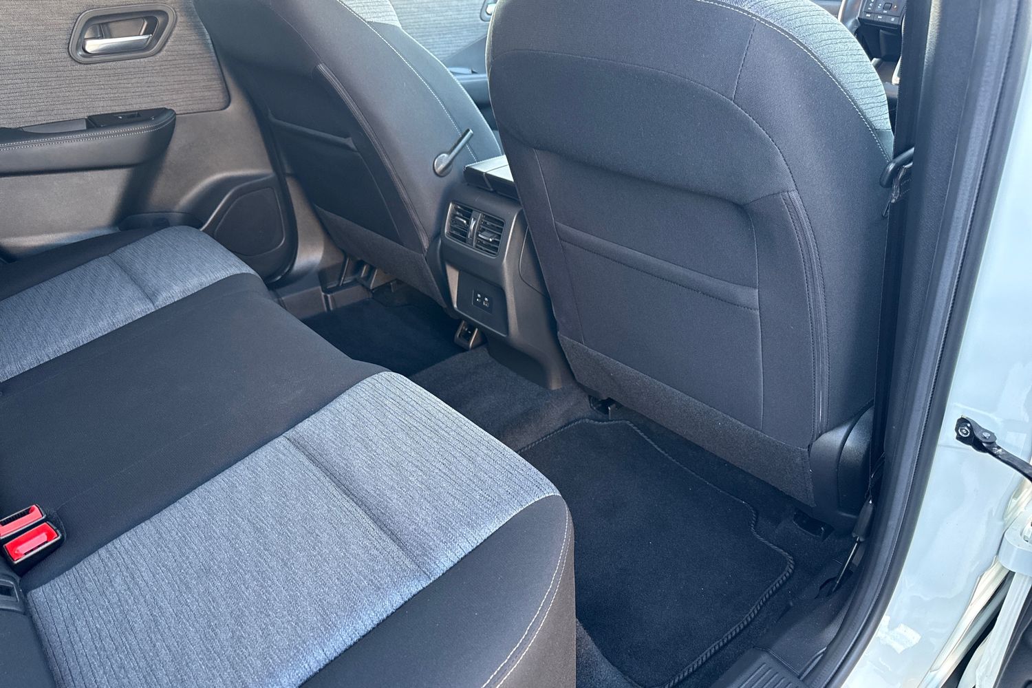 Used Nissan X-Trail 2024 for sale - 76731540: Photo 37