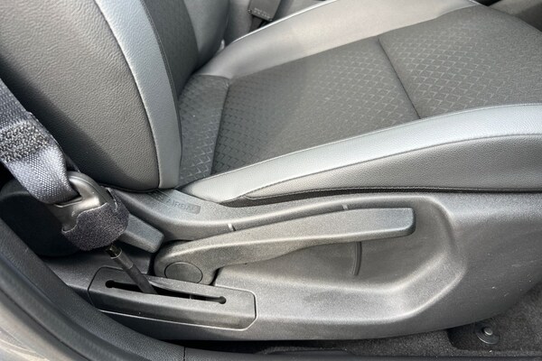 Used Nissan Juke 2023 for sale - 75495519: Photo 33