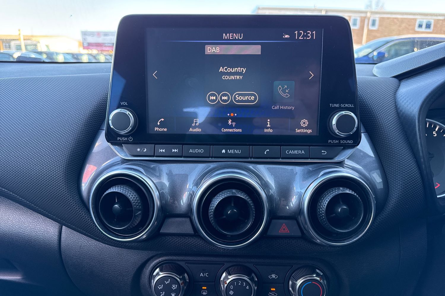 Used Nissan Juke 2022 for sale - 76640335: Photo 18