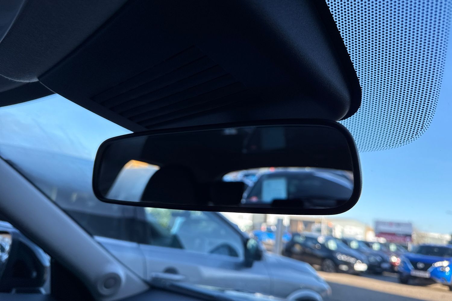 Used Nissan Juke 2022 for sale - 76640335: Photo 40