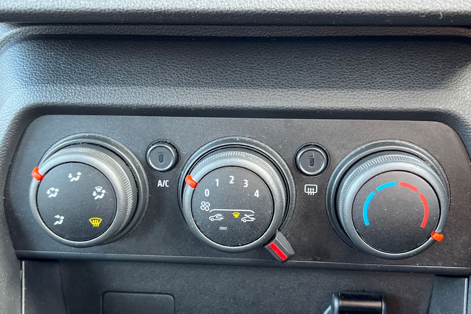 Used Dacia Sandero 2023 for sale - 78014461: Photo 15