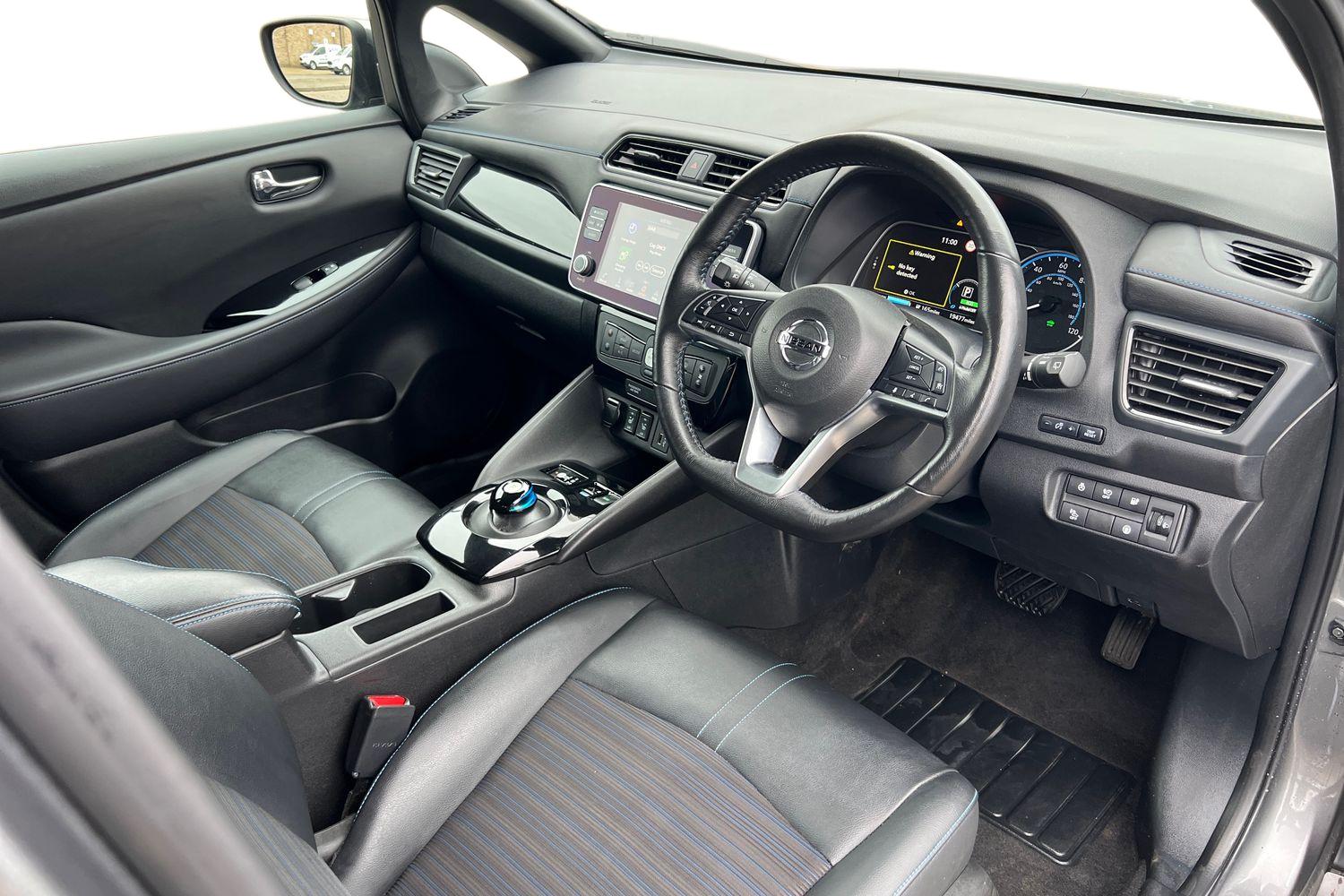 Used Nissan Leaf 2021 for sale - 77232127: Photo 10