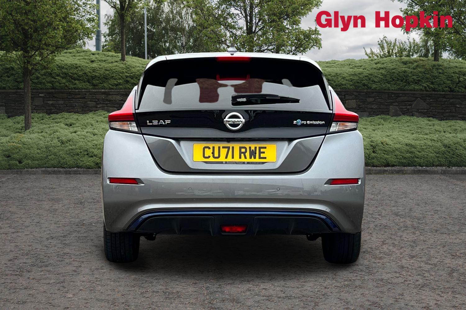 Used Nissan Leaf 2021 for sale - 77232127: Photo 4