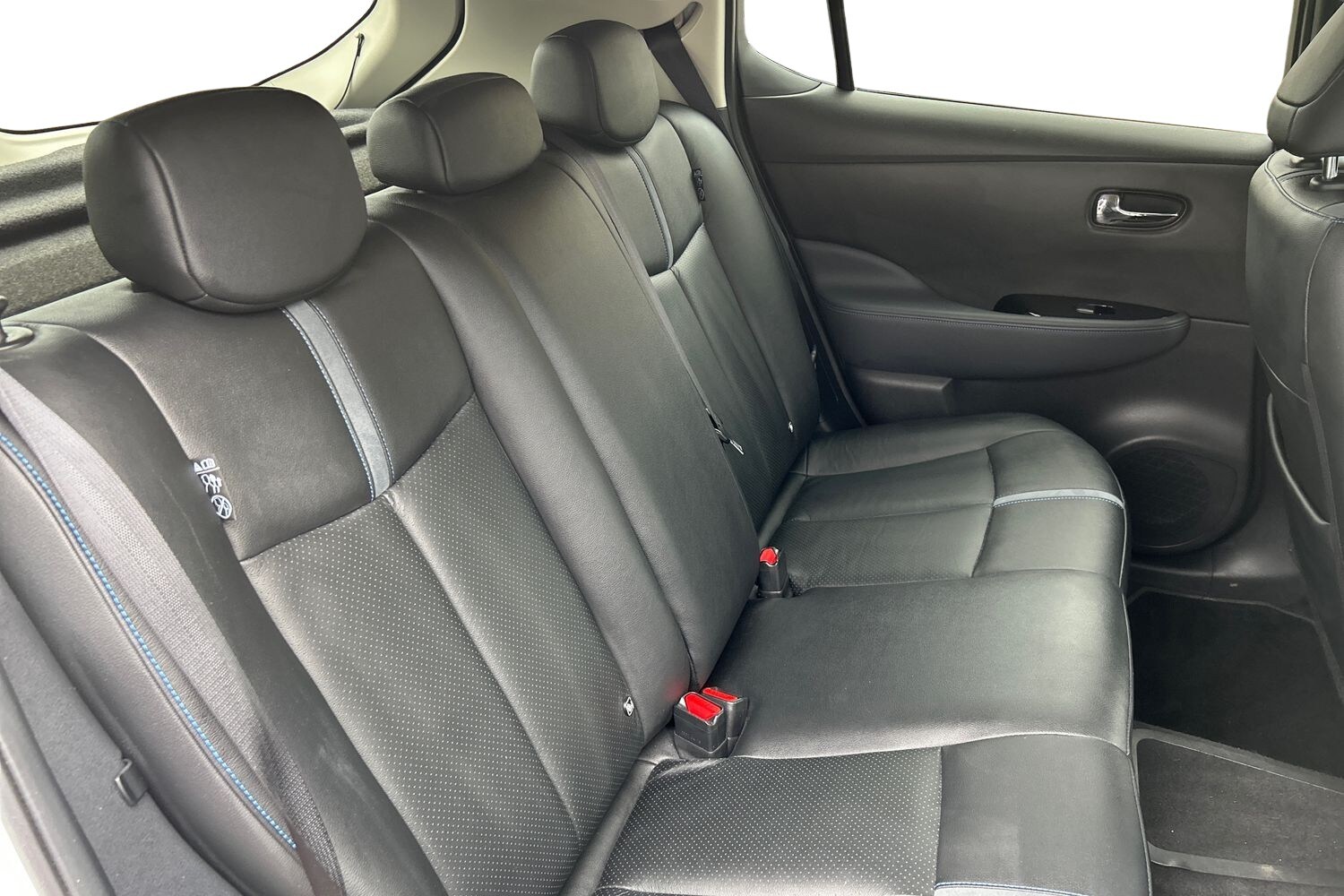 2023 Nissan Leaf 110kW Tekna 39kWh 5dr Auto Hatchback Electric Automatic - Picture 23 of 24