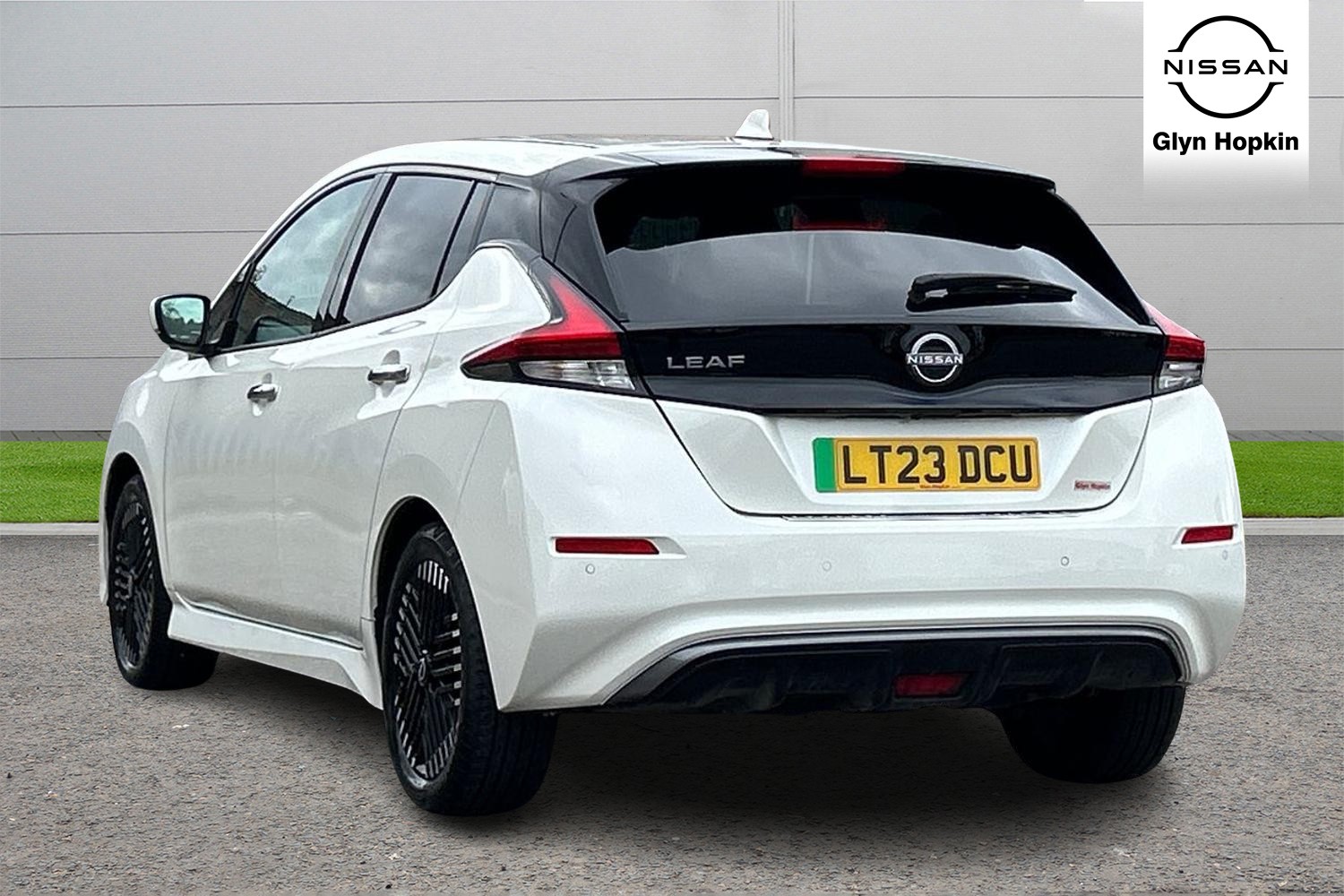 2023 Nissan Leaf 110kW Tekna 39kWh 5dr Auto Hatchback Electric Automatic - Picture 5 of 24