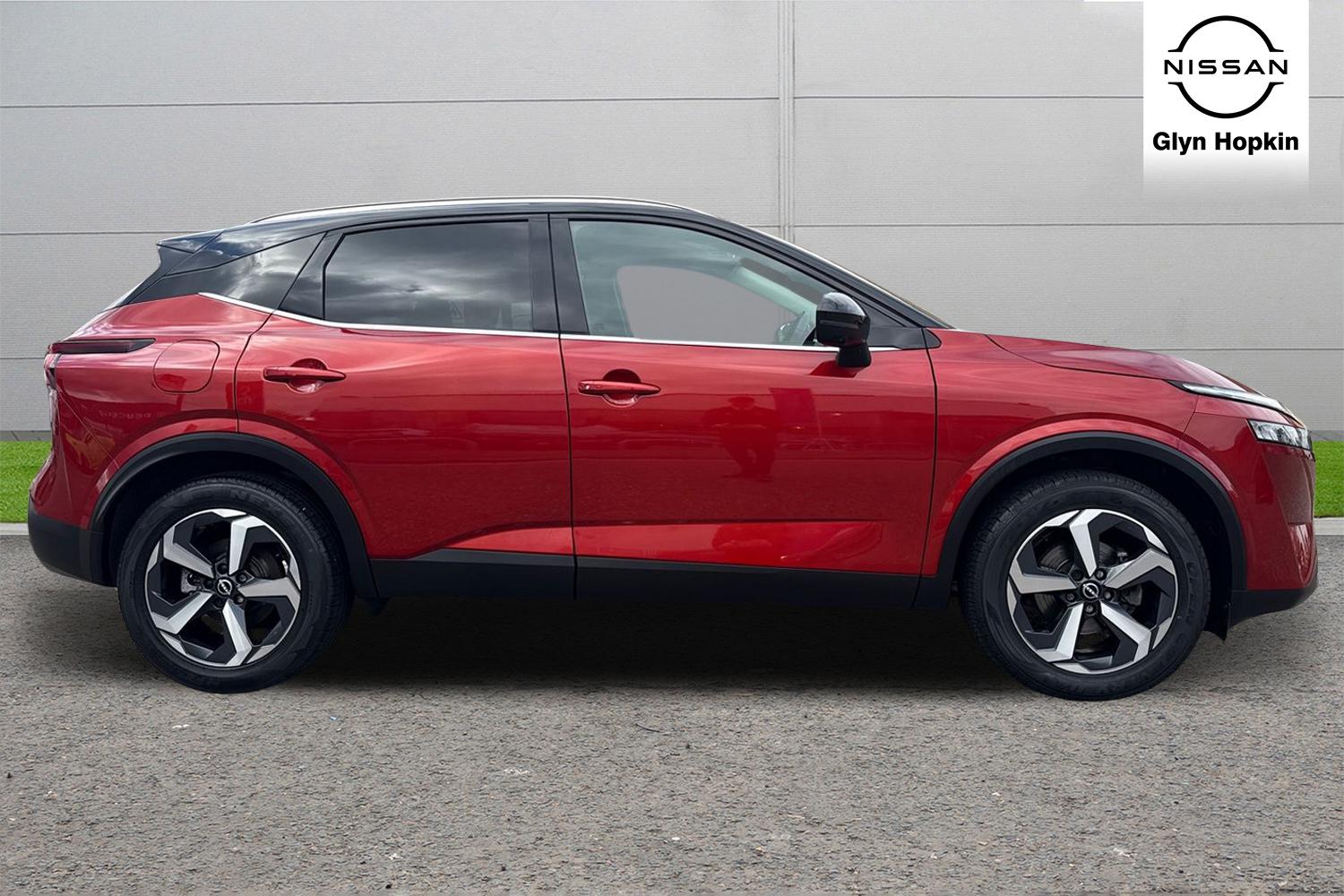 Used Nissan Qashqai 2022 for sale - 76033888: Photo 2