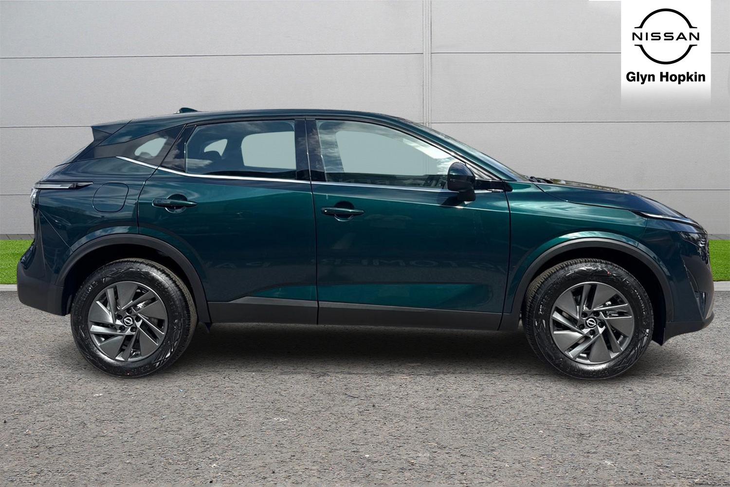 Used Nissan Qashqai 2025 for sale - 76661109: Photo 2